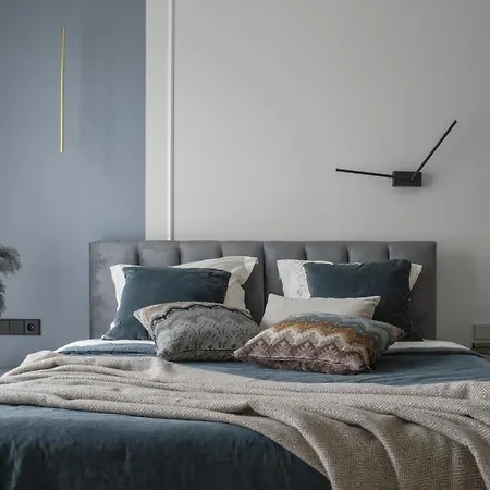 Ivis House - Classical With Balcony In Old Town 公寓