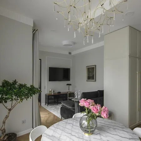 公寓 Ivis House - Classical With Balcony In Old Town *