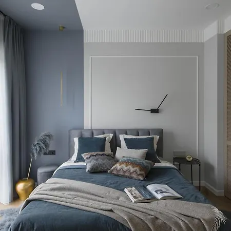 Ivis House - Classical With Balcony In Old Town 公寓