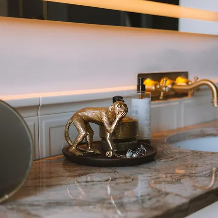 Ivis House - Classical With Balcony In Old Town Апартаменты *