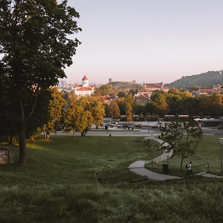 Ivis House - Classical With Balcony In Old Town Апартаменты *