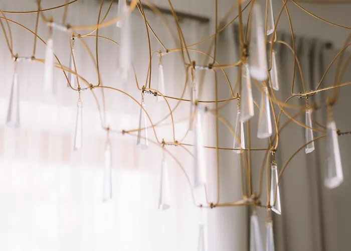 Ivis House - Classical With Balcony In Old Town Apartment