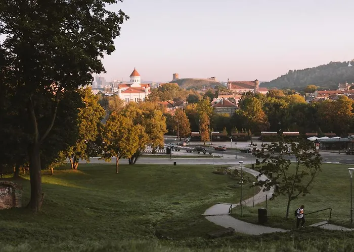 Ivis House - Classical With Balcony In Old Town Apartment *