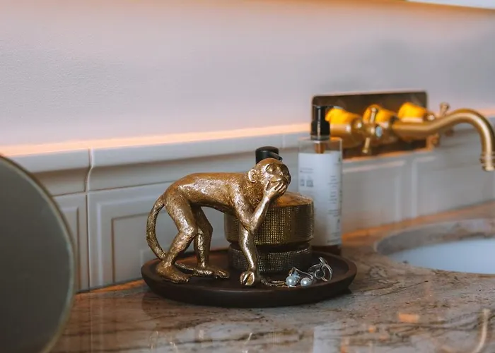 Ivis House - Classical With Balcony In Old Town Апартаменты *