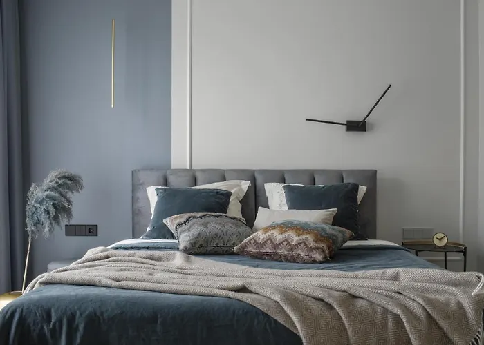 Ivis House - Classical With Balcony In Old Town Apartamento