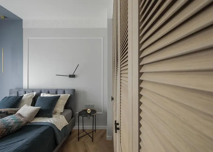 Ivis House - Classical With Balcony In Old Town * Vilna